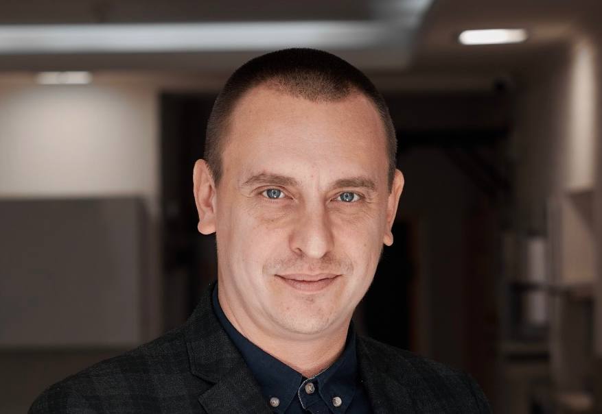 Виктор Переплетка